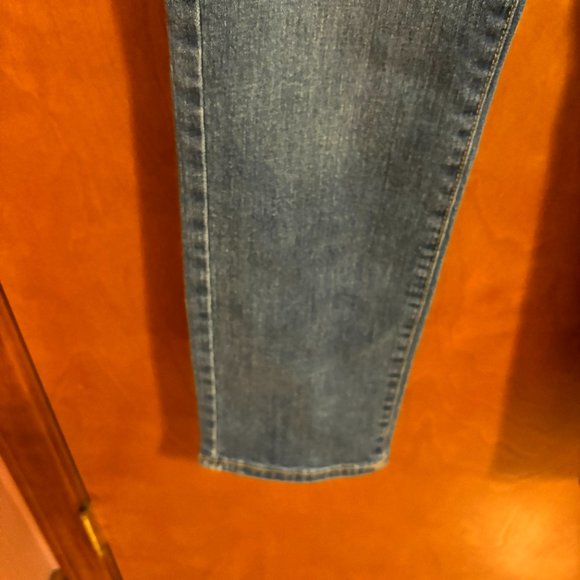 Old‎ Navy Original Mid Rise Women's Size 4 Short Blue Denim Jeans - Picture 7 of 12